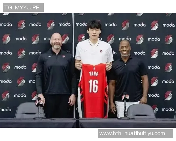 克林根默默塑造杨瀚森成长之路成为球队防守的重要基石